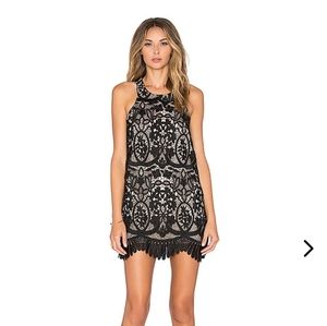 Lovers + Friends Black Caspian Shift Dress Size Medium